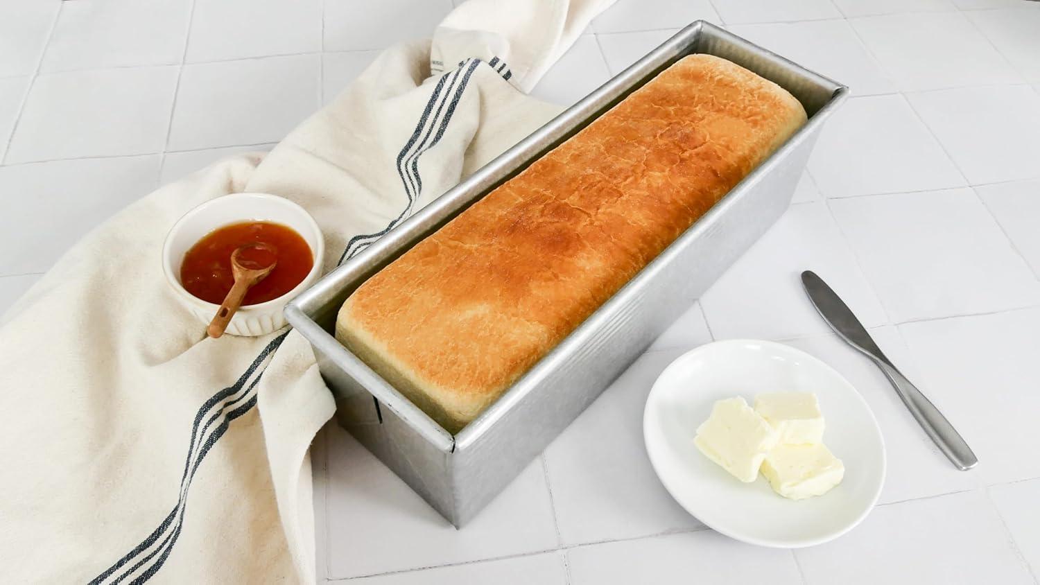 image:imageUSA Pan Pullman Loaf Pan with Cover Large w Set of 2with Lid Set of 2