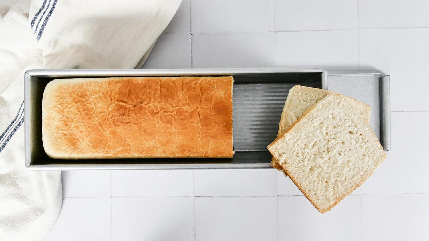 image:imageUSA Pan Pullman Loaf Pan with Cover Large w Set of 2with Lid Set of 2