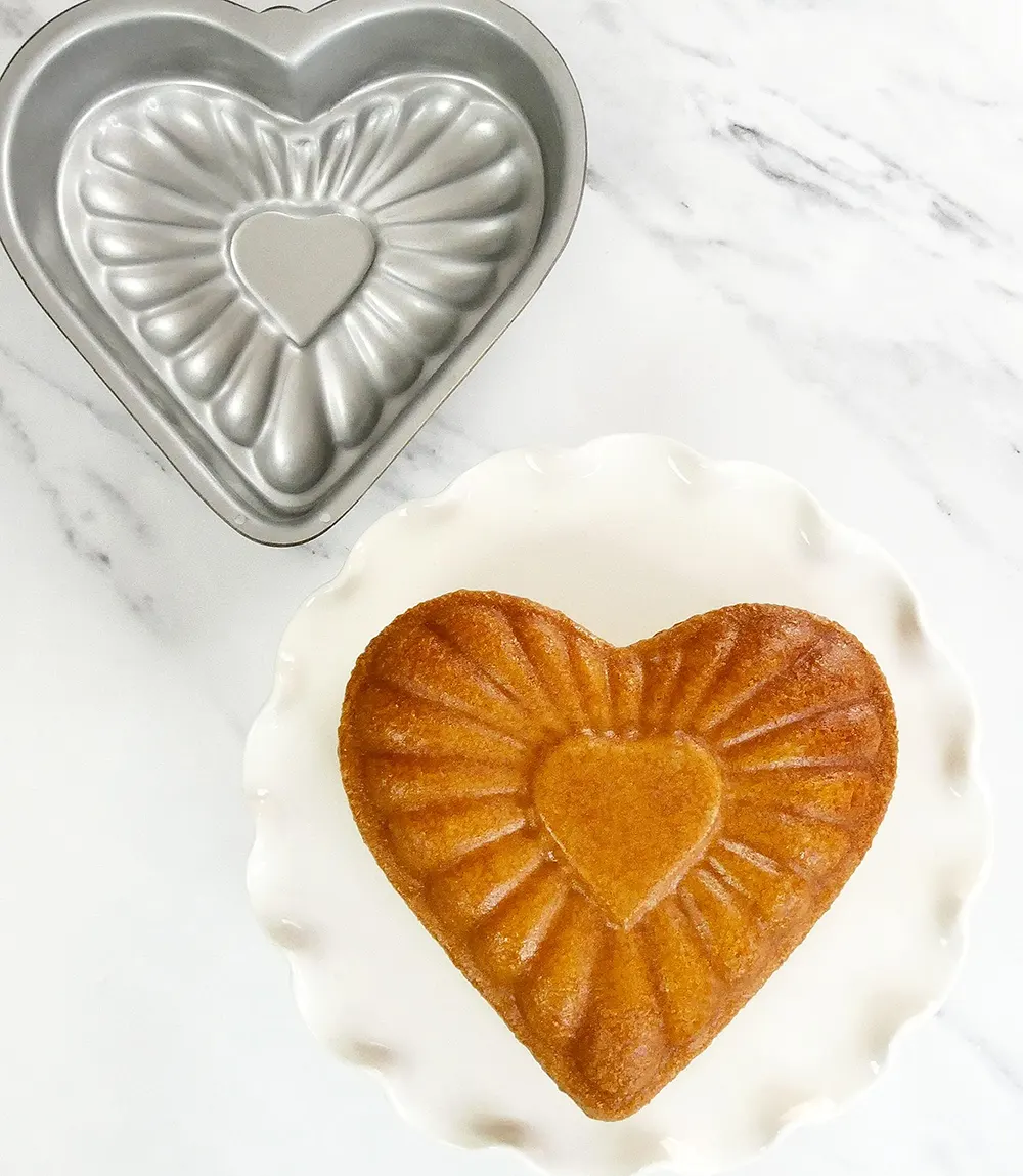Specialty Cake Pans